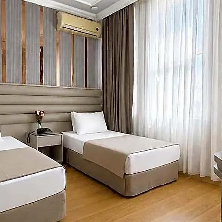 Hurriyet 2* Istanbulská provincie
