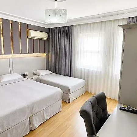 Hurriyet 2* Istanbulská provincie